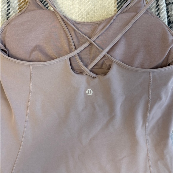 Lulu size 8 Tank in blush - Picture 4 of 5